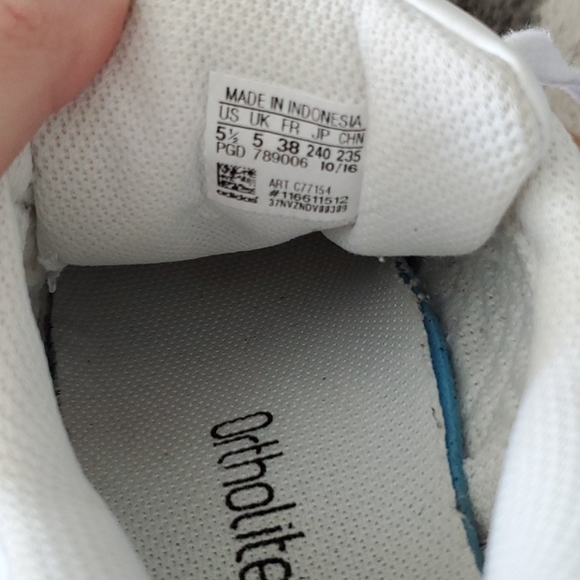 Adidas Sneakers - Picture 8 of 8